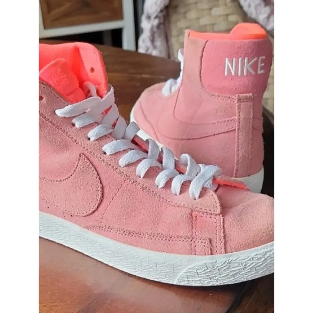 Nike Blaze High Top Pink Coral  Sneakers Women's Sz 7 Youth 5.5  Streetwear Chic